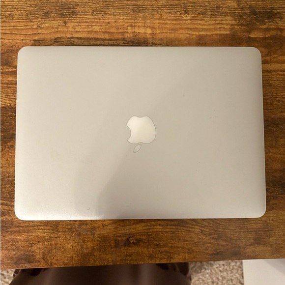 Apple MacBook in Sleek Silver Finish